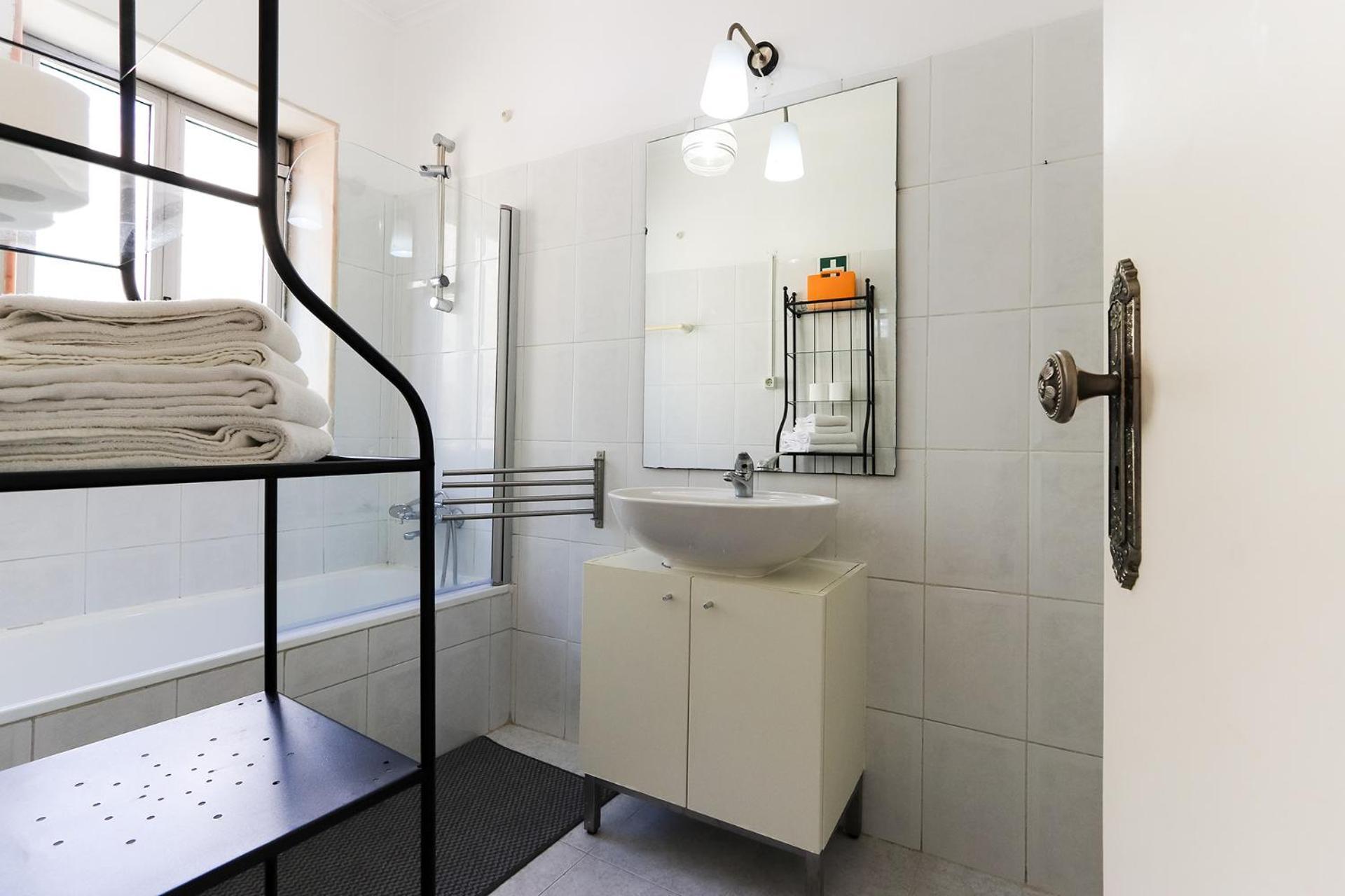 Cozy And Sunny Apartment - Anjos, Lisboa Εξωτερικό φωτογραφία