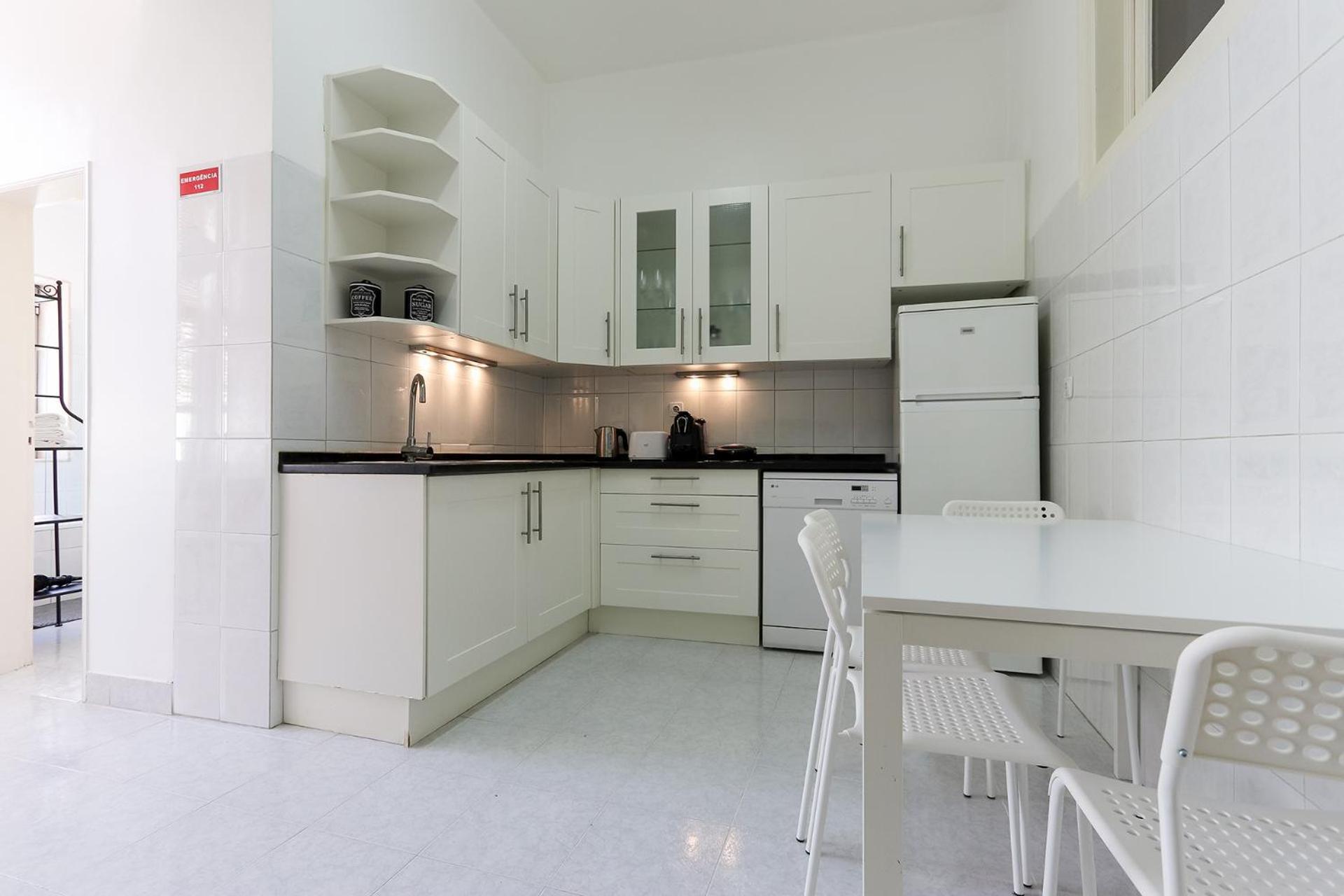 Cozy And Sunny Apartment - Anjos, Lisboa Εξωτερικό φωτογραφία